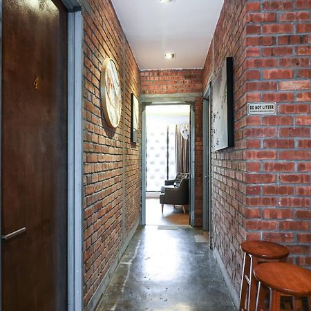 ايبوه Urbanstay Industrial المظهر الخارجي الصورة